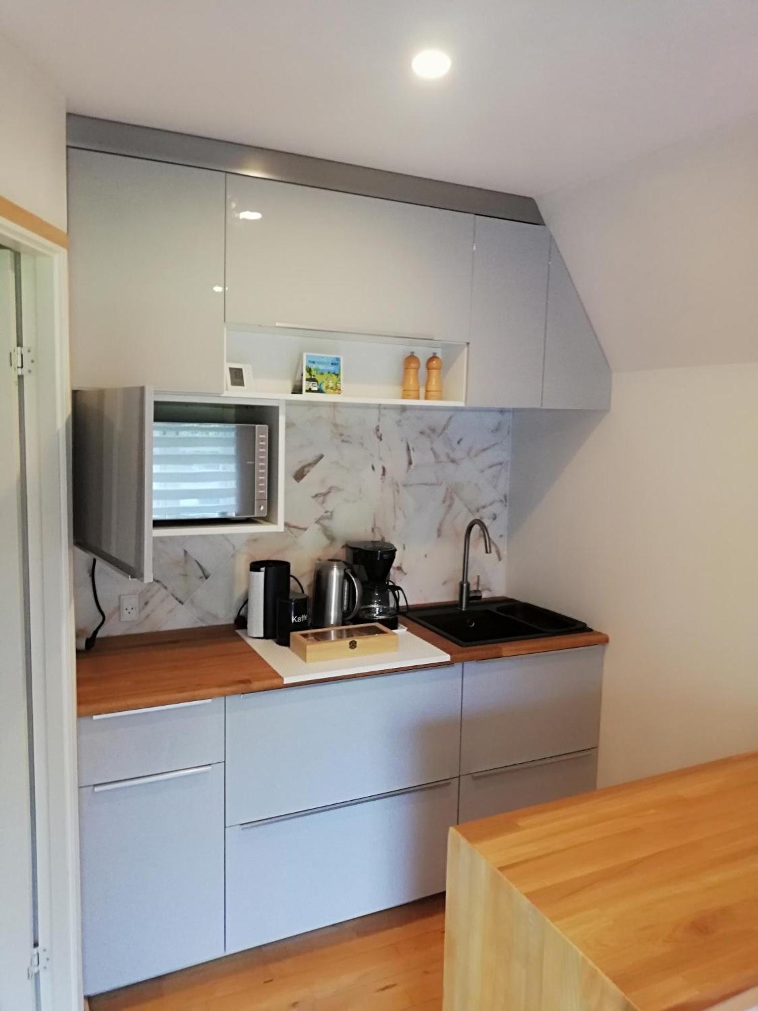 The Whispering Apple Garden Retreat Apartment Morud Ngoại thất bức ảnh